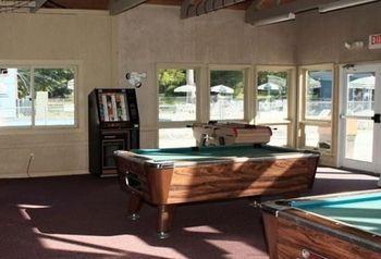 Williamsburg Rv & Camping Resort Norge Exterior photo